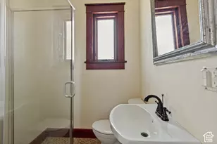 256 N 300 W, Provo, UT 84601 - Photo 8