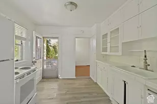 256 N 300 W, Provo, UT 84601 - Photo 18