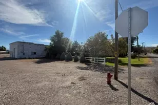 305 S 100 E, Redmond, UT 84652 - Photo 18
