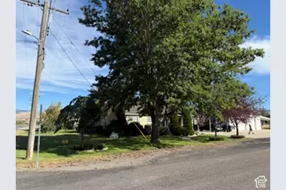 305 S 100 E, Redmond, UT 84652 - Photo 4