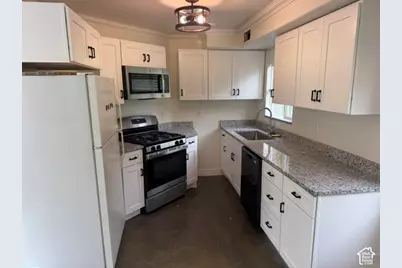 255 N 600 W, Provo, UT 84601 - Photo 2