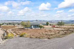 361 S 790 W, Aurora, UT 84620 - Photo 6