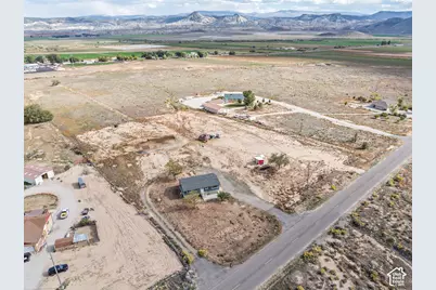 361 S 790 W, Aurora, UT 84620 - Photo 40