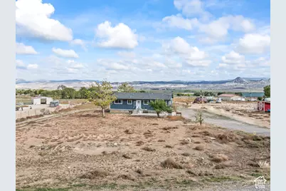 361 S 790 W, Aurora, UT 84620 - Photo 4