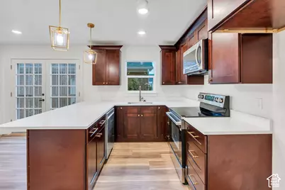 150 E 600 N #18, Kaysville, UT 84037 - Photo 10