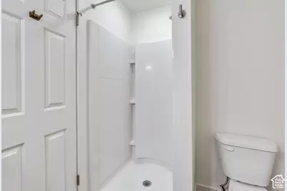 150 E 600 N #18, Kaysville, UT 84037 - Photo 6