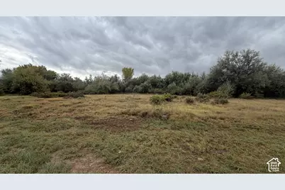 300 N 300 E, Myton, UT 84052 - Photo 10