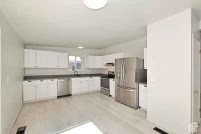 6257 W 3570 S, West Valley, UT 84128 - Photo 8
