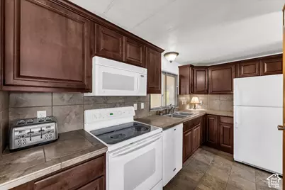 1986 W 1525 N, Saint George, UT 84770 - Photo 6