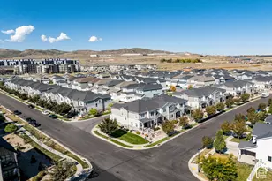 2490 N Cormac Pl W, Lehi, UT 84048 - Photo 30