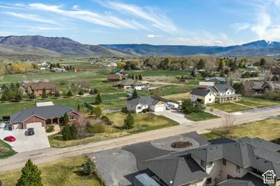 2444 N Sierra Dr, Eden, UT 84310 - Photo 40