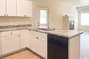 896 S 110 W, Cedar City, UT 84720 - Photo 6