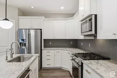 2340 E Phylden Dr S #202, Holladay, UT 84117 - Photo 8