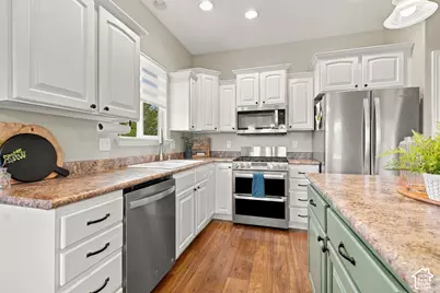 3449 Jupiter Hills Dr, Syracuse, UT 84075 - Photo 8