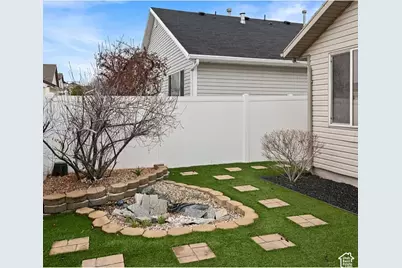 5923 W Roseberry St, West Jordan, UT 84081 - Photo 16
