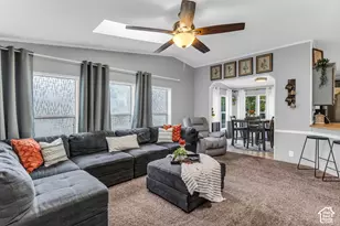264 E Jordan View Dr, Sandy, UT 84070 - Photo 14