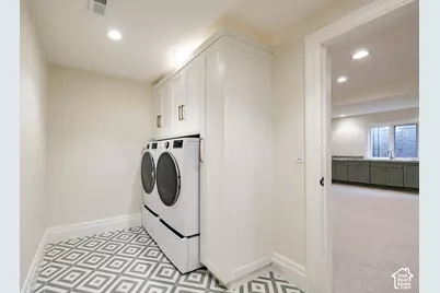 2590 E Olympus Dr S, Holladay, UT 84124 - Photo 42