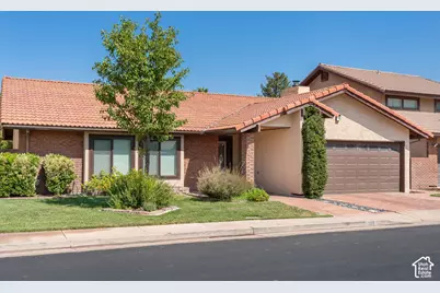 545 S Valley View Dr #137, Saint George, UT 84770 - Photo 2