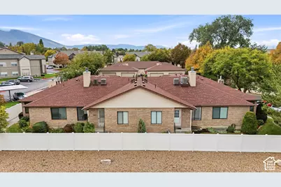 809 E Golden Field Way, Sandy, UT 84094 - Photo 2