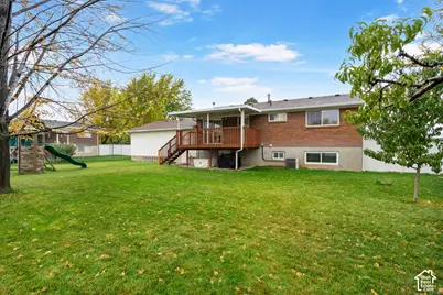2202 N 1300 W, Clinton, UT 84015 - Photo 32