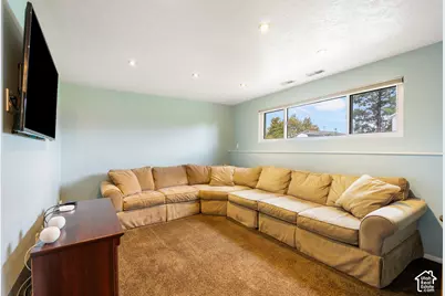 2202 N 1300 W, Clinton, UT 84015 - Photo 18