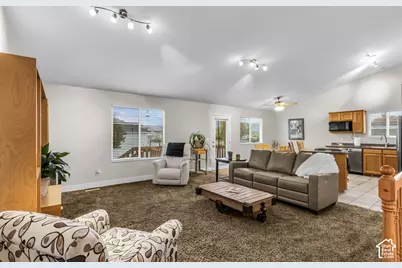 284 W 1825 N, North Ogden, UT 84414 - Photo 6