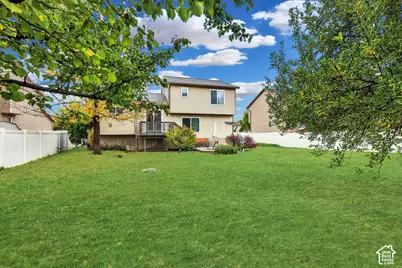 1407 W 2350 S, Woods Cross, UT 84087 - Photo 14