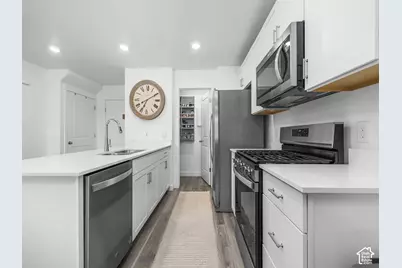 717 W 1920 S #1012, Provo, UT 84601 - Photo 6