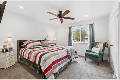 225 W 300 N, Hyrum, UT 84319 - Photo 10