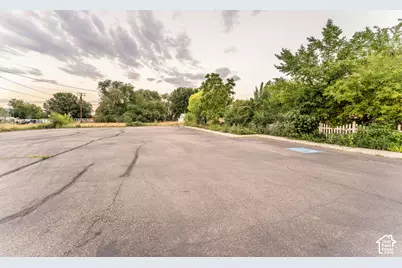 189 S Vernal Ave, Vernal, UT 84078 - Photo 46