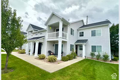 2487 W 500 S #UNIT 7, Springville, UT 84663 - Photo 2
