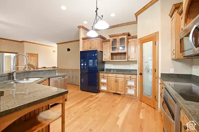 7 W 860 S, Santaquin, UT 84655 - Photo 12