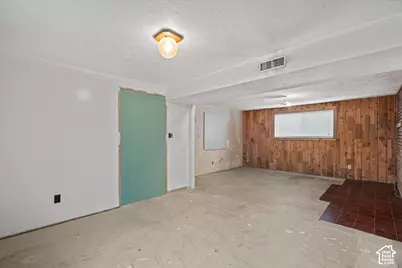 1673 S 2350 W, West Haven, UT 84401 - Photo 30