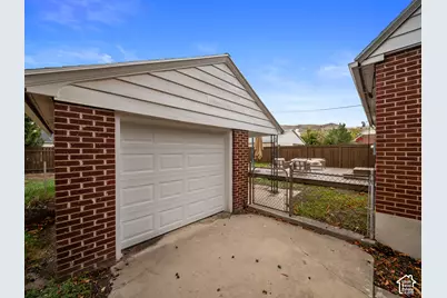 1010 W Eclipse Way, Salt Lake City, UT 84116 - Photo 22