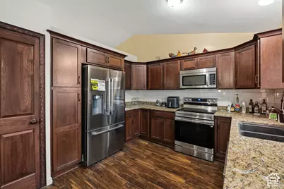 4463 S Cape Vista Way, West Valley, UT 84128 - Photo 8