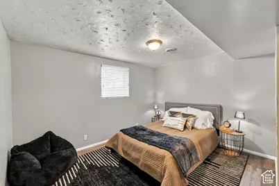 580 E Aloha Ln, Sandy, UT 84070 - Photo 32