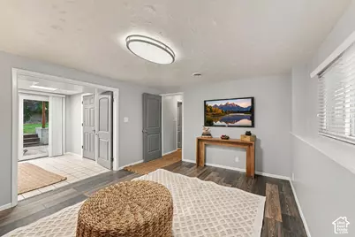 580 E Aloha Ln, Sandy, UT 84070 - Photo 26