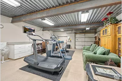 4438 S Devonshire Dr E, Bountiful, UT 84010 - Photo 44