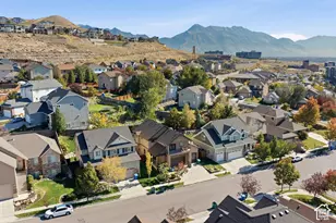 4062 N Heatherfield Ln, Lehi, UT 84043 - Photo 4
