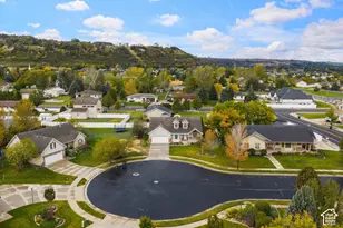 7635 S 1950 E, South Weber, UT 84405 - Photo 4
