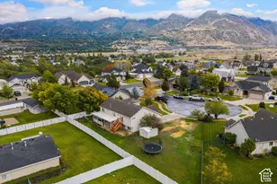 7635 S 1950 E, South Weber, UT 84405 - Photo 6