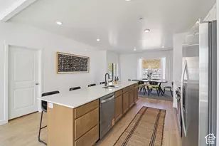 623 E Levengrove Dr, Lehi, UT 84048 - Photo 8