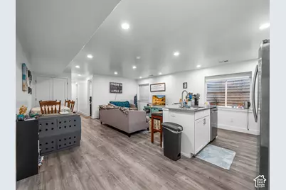 699 E 100 S, Pleasant Grove, UT 84062 - Photo 24