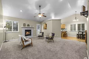 699 E 100 S, Pleasant Grove, UT 84062 - Photo 4