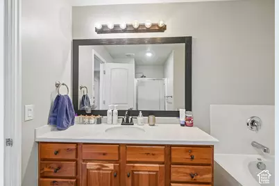 895 Waterside Dr, Farmington, UT 84025 - Photo 12