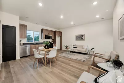 452 N 100 W #103, Logan, UT 84321 - Photo 2