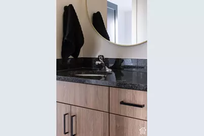 452 N 100 W #103, Logan, UT 84321 - Photo 20