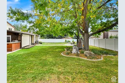 6514 S Fernbrook Dr W, Taylorsville, UT 84129 - Photo 28