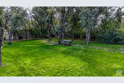 2461 W 6900 S, West Jordan, UT 84084 - Photo 28
