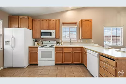 629 E 1650 S, Orem, UT 84097 - Photo 4